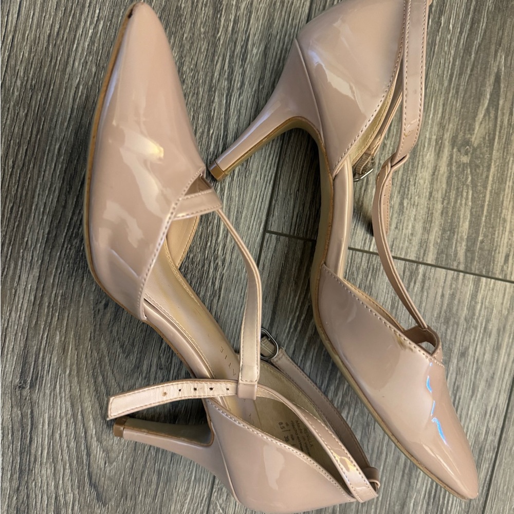 Nude heels - Picture 4 of 7